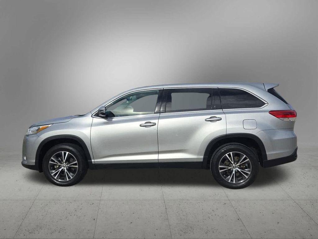used 2019 Toyota Highlander car, priced at $17,994