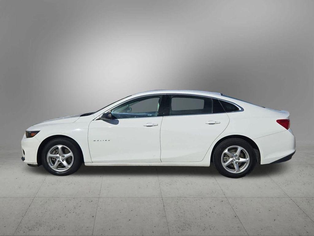 used 2018 Chevrolet Malibu car, priced at $10,993
