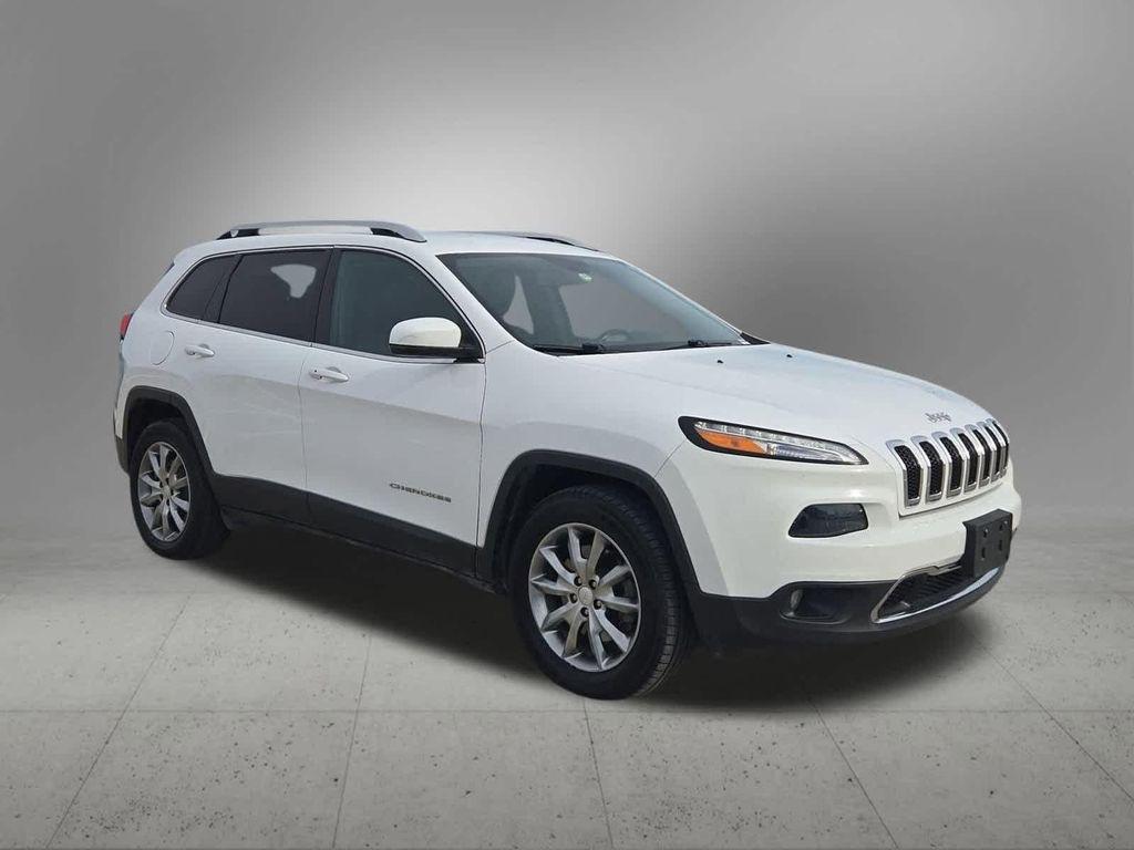 used 2018 Jeep Cherokee car, priced at $10,292