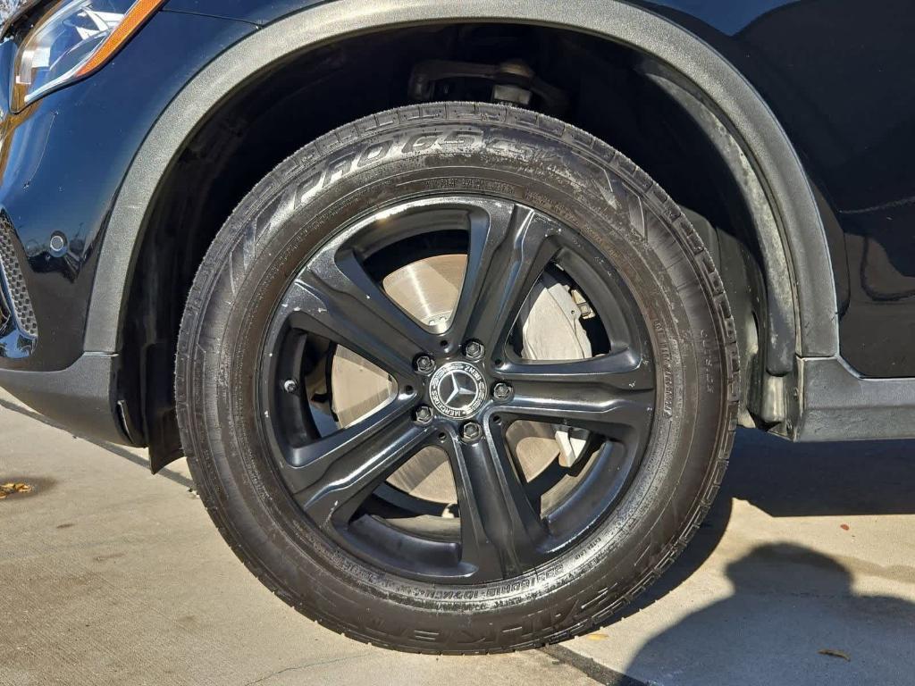 used 2022 Mercedes-Benz GLC 300 car, priced at $27,696