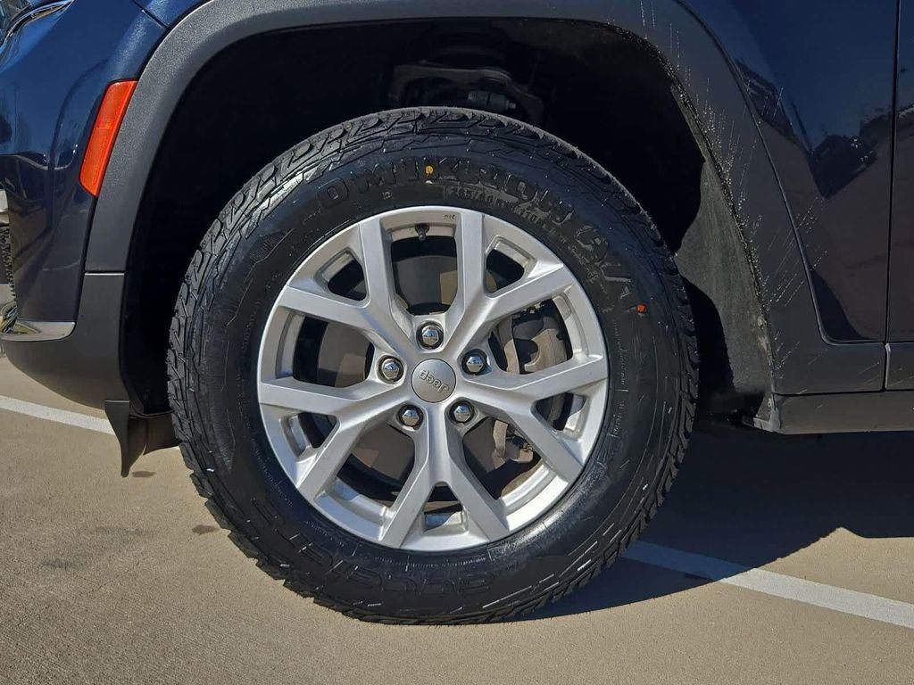 used 2023 Jeep Grand Cherokee L car, priced at $28,695