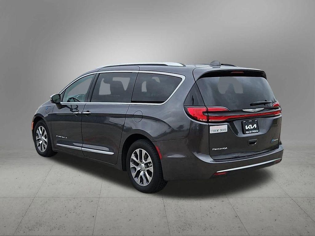 used 2022 Chrysler Pacifica Hybrid car, priced at $25,998