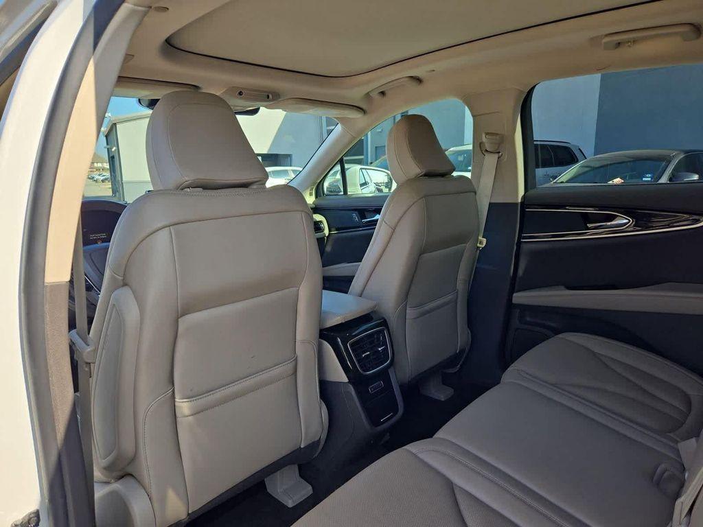 used 2022 Lincoln Nautilus car, priced at $25,796