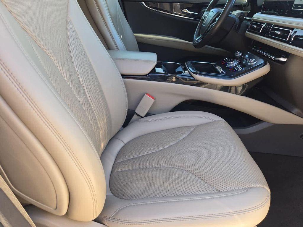 used 2022 Lincoln Nautilus car, priced at $25,796