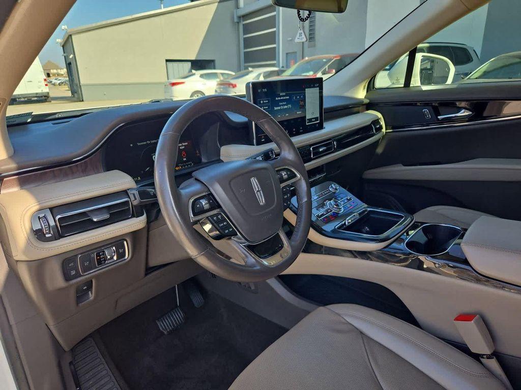 used 2022 Lincoln Nautilus car, priced at $25,796