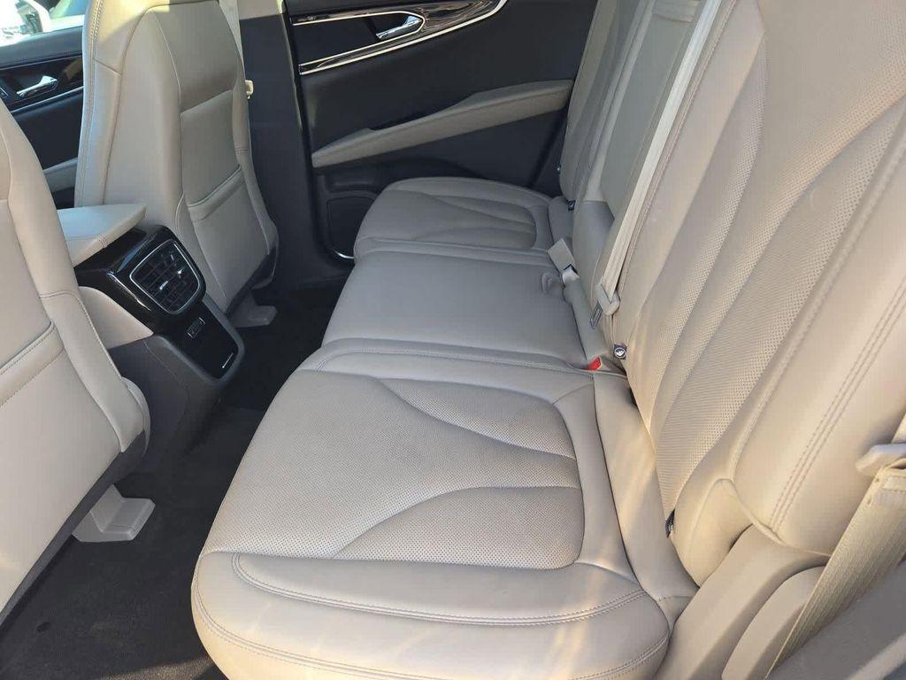 used 2022 Lincoln Nautilus car, priced at $25,796