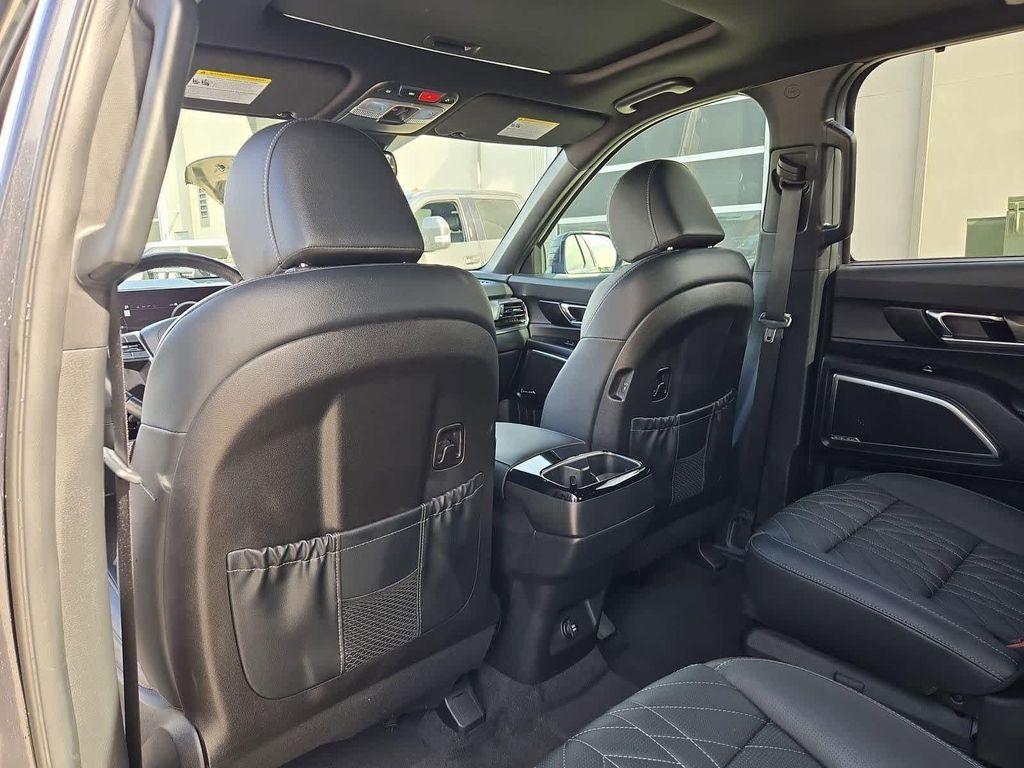 used 2024 Kia Telluride car, priced at $38,993