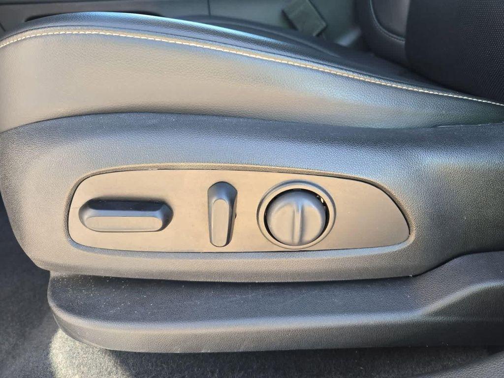 used 2023 GMC Acadia car, priced at $22,698