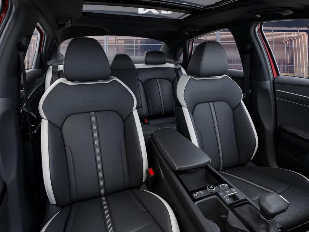 new 2025 Kia K5 car, priced at $30,122