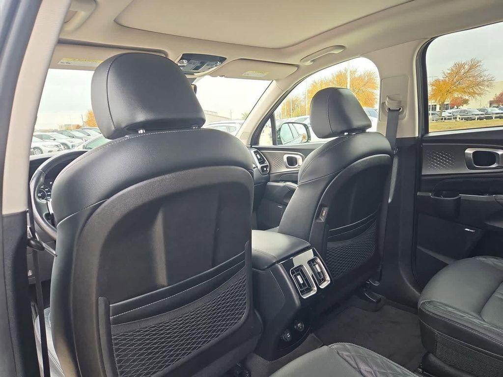 used 2021 Kia Sorento car, priced at $22,396