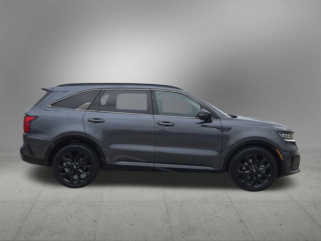 used 2021 Kia Sorento car, priced at $22,396