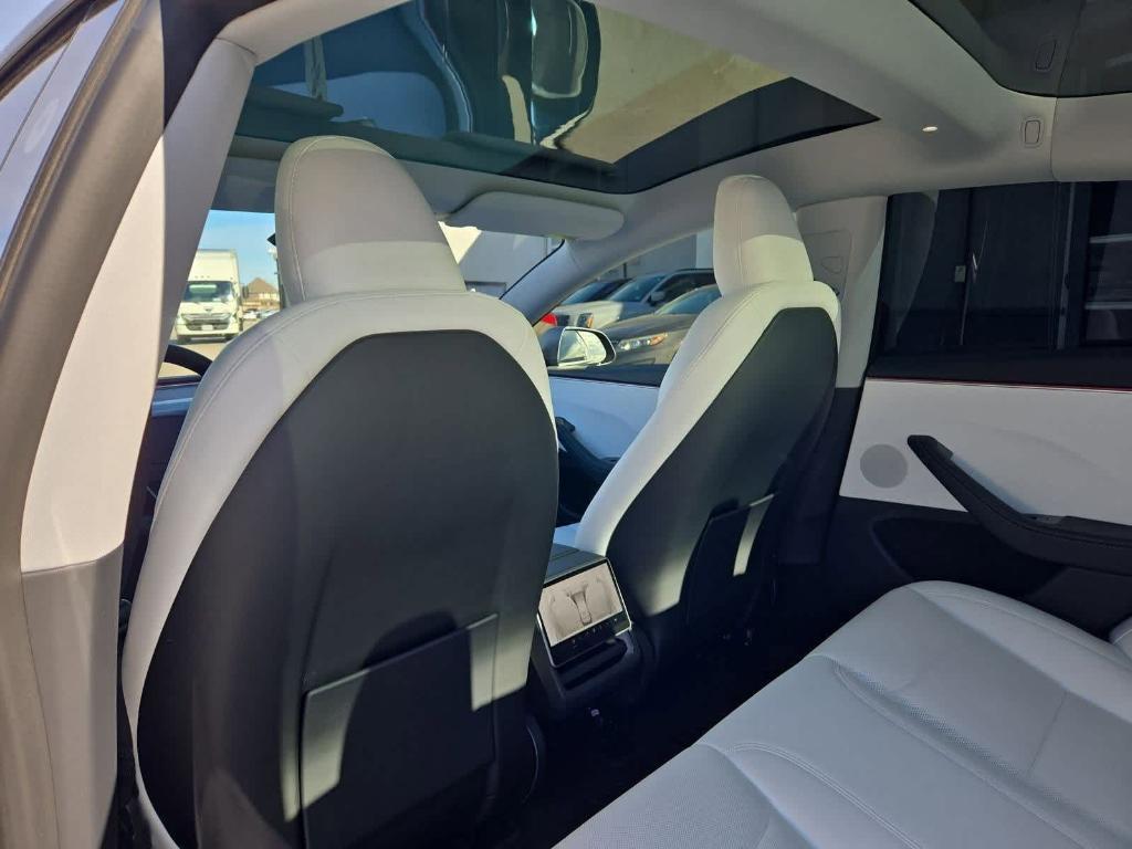 used 2025 Tesla Model 3 car, priced at $38,994