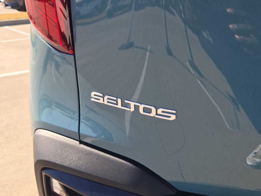 new 2026 Kia Sportage Hybrid car, priced at $32,883