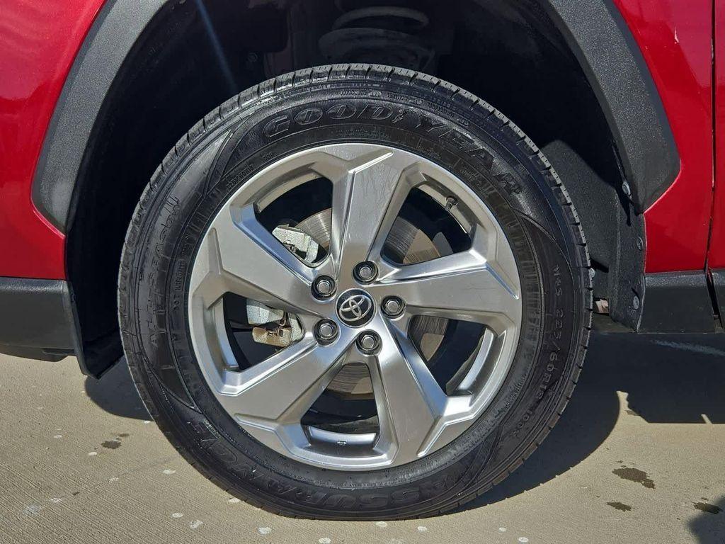 used 2021 Toyota RAV4 Hybrid car, priced at $28,992
