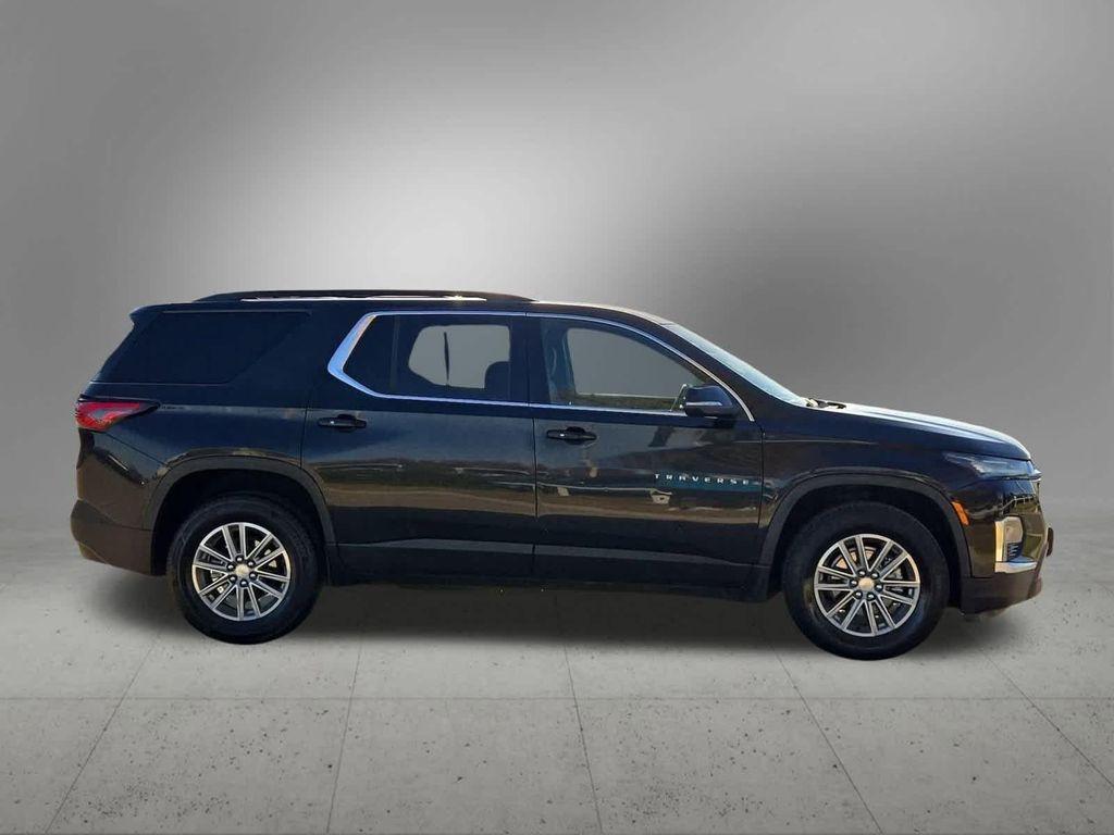 used 2023 Chevrolet Traverse car, priced at $24,298