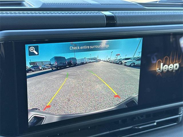 used 2025 Jeep Gladiator car, priced at $39,664