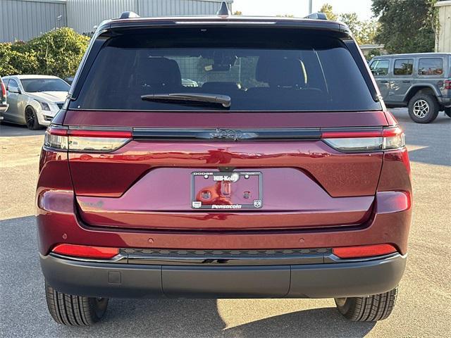 new 2025 Jeep Grand Cherokee car, priced at $39,498