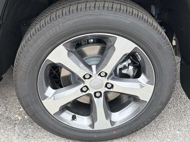 new 2026 Jeep Grand Cherokee L car, priced at $50,975