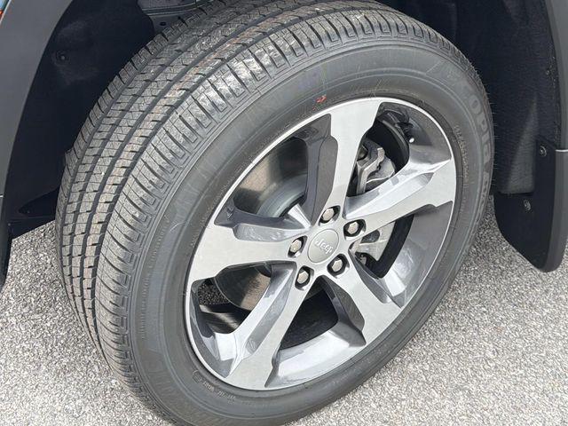 new 2026 Jeep Grand Cherokee L car, priced at $50,975