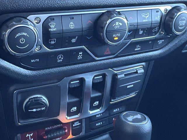 new 2026 Jeep Wrangler car, priced at $48,368