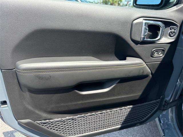 new 2025 Jeep Gladiator car, priced at $49,148