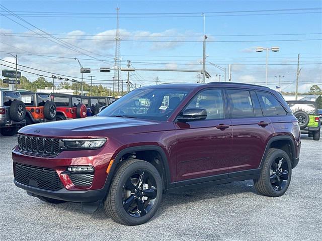 new 2025 Jeep Grand Cherokee car, priced at $44,810