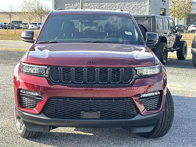 new 2025 Jeep Grand Cherokee car, priced at $44,810