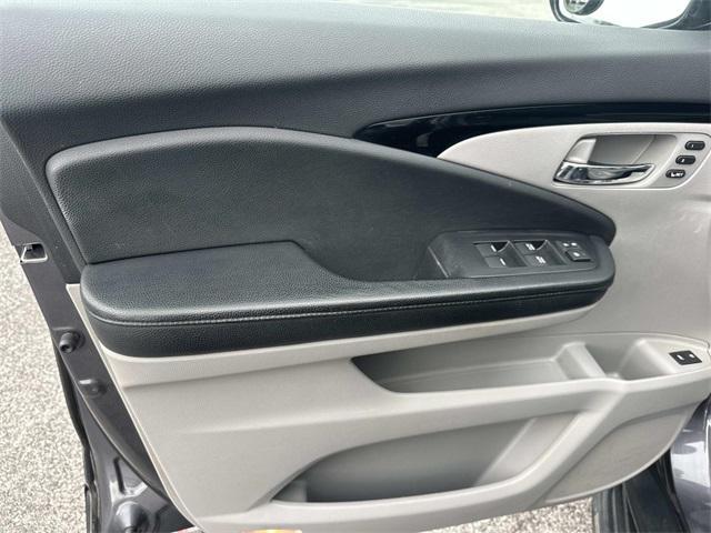 used 2018 Honda Pilot car, priced at $15,401
