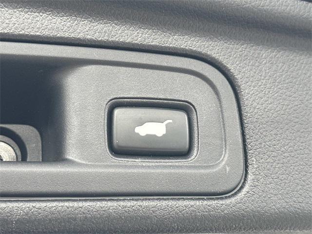 used 2018 Honda Pilot car, priced at $15,401