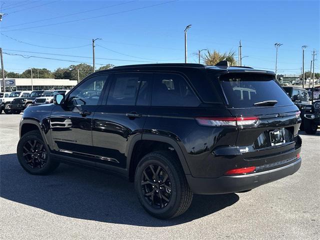 new 2025 Jeep Grand Cherokee car, priced at $37,498