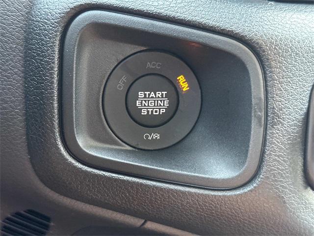 new 2025 Jeep Gladiator car, priced at $42,242