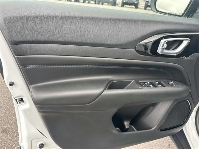 new 2026 Jeep Compass car, priced at $30,277