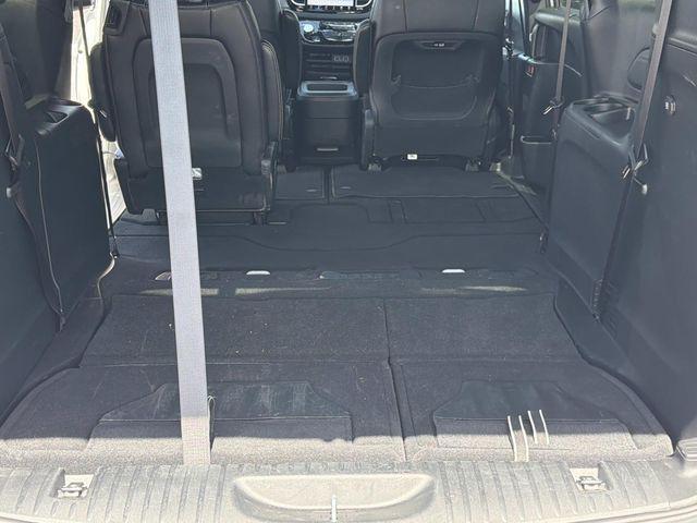 used 2025 Chrysler Pacifica car, priced at $36,555