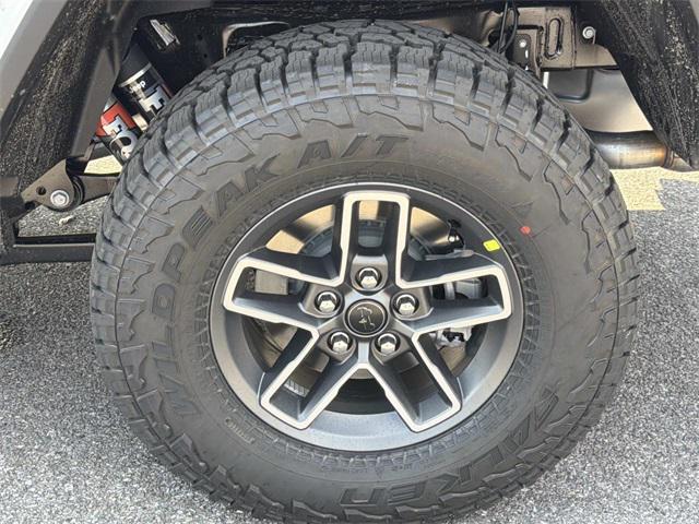 new 2026 Jeep Gladiator car, priced at $56,688