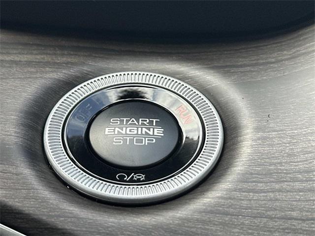 new 2025 Jeep Grand Cherokee car, priced at $42,810