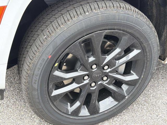 new 2026 Jeep Grand Cherokee L car, priced at $51,672