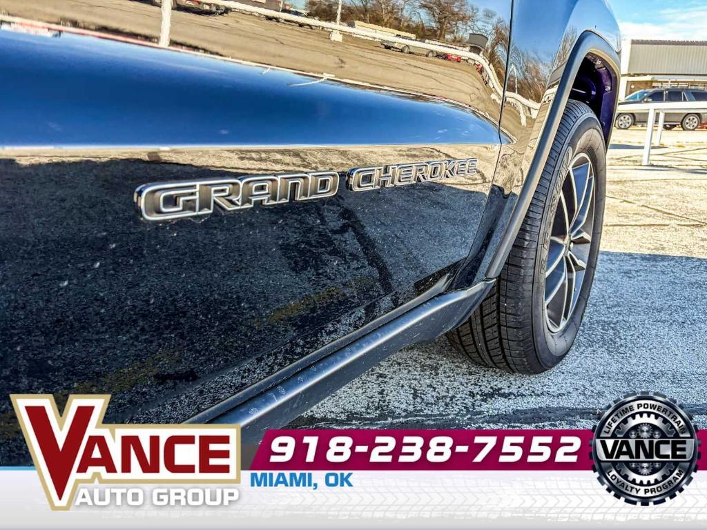 used 2021 Jeep Grand Cherokee car, priced at $24,397