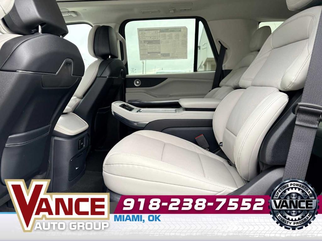 new 2026 Lincoln Navigator car, priced at $113,280