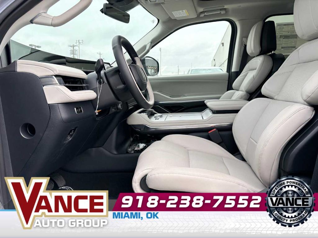 new 2026 Lincoln Navigator car, priced at $113,280