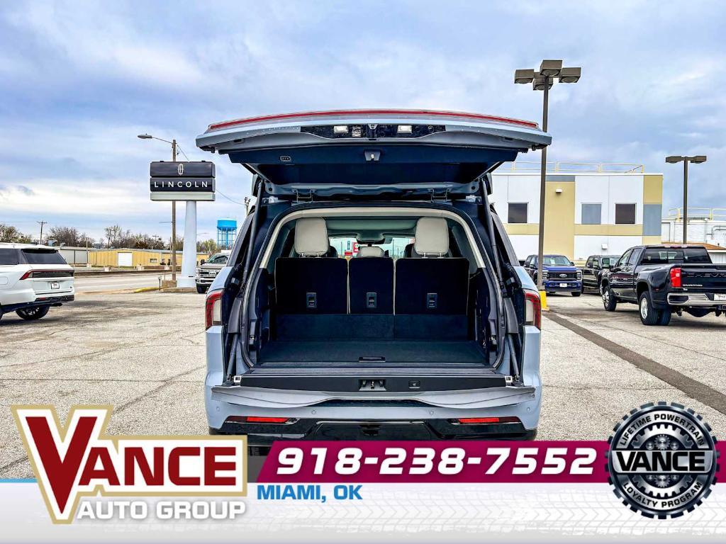 new 2026 Lincoln Navigator car, priced at $113,280