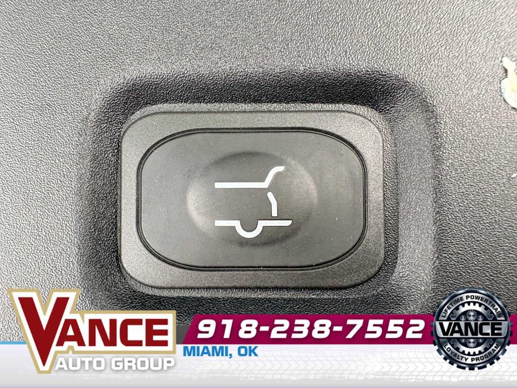 new 2026 Ford Expedition car, priced at $80,780