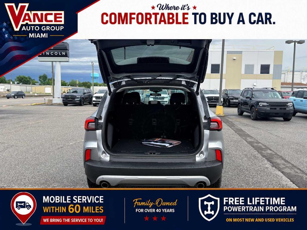used 2023 Ford Escape car, priced at $19,495