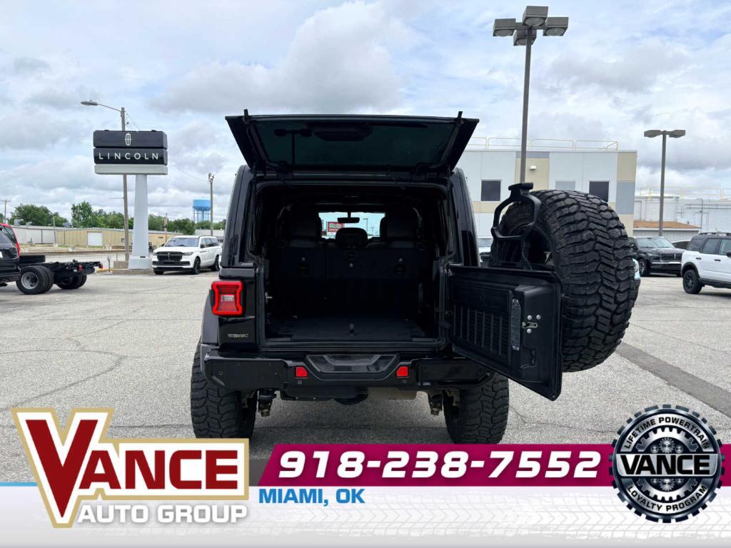 used 2021 Jeep Wrangler Unlimited car, priced at $31,487