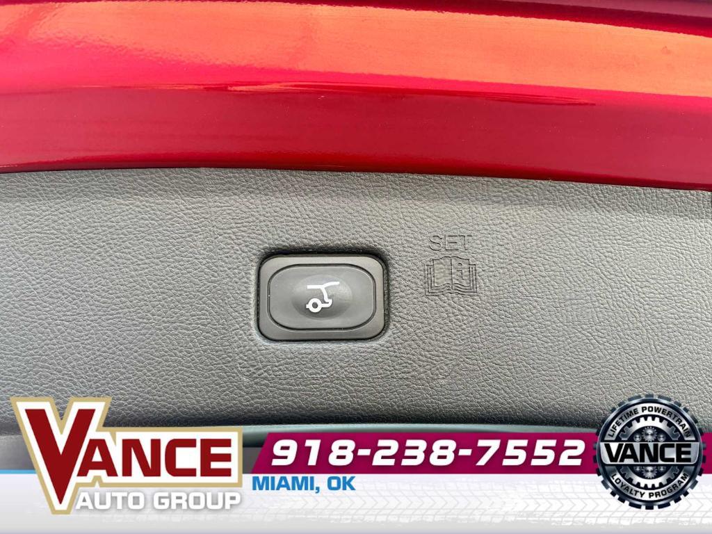 used 2024 Ford Edge car, priced at $30,944