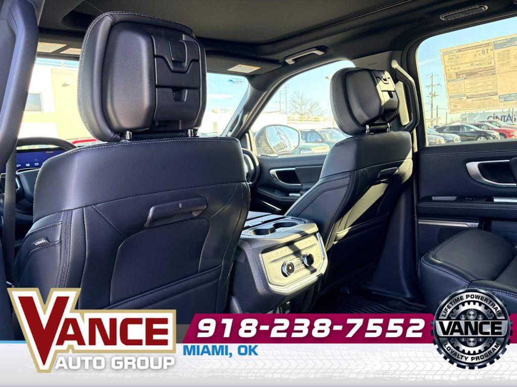 new 2026 Ford Expedition car, priced at $74,734