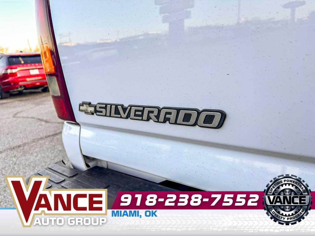 used 2000 Chevrolet Silverado 1500 car, priced at $18,500