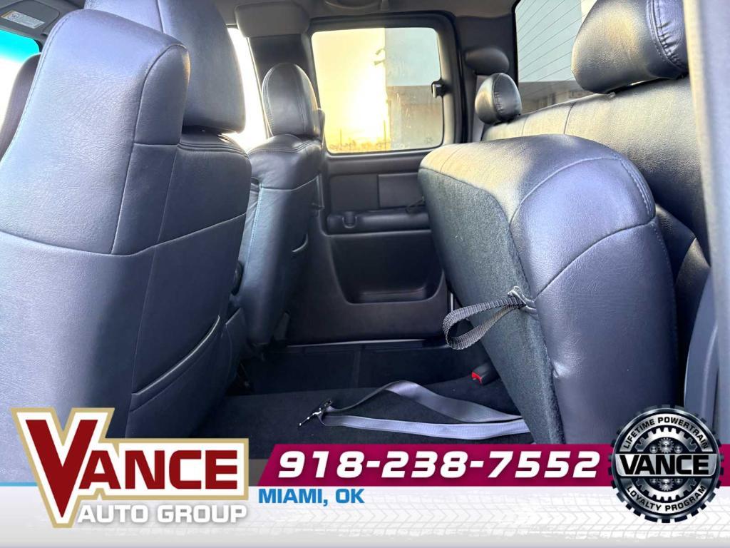 used 2000 Chevrolet Silverado 1500 car, priced at $18,500