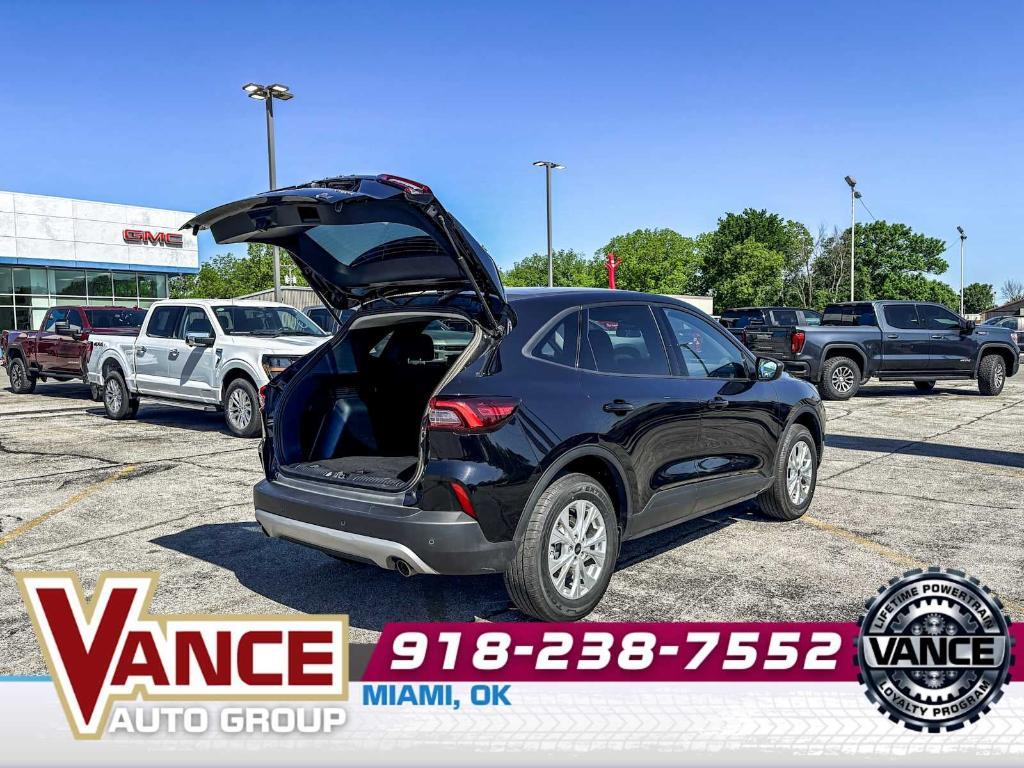 used 2025 Ford Escape car, priced at $23,329