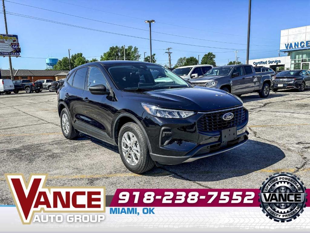 used 2025 Ford Escape car, priced at $23,329