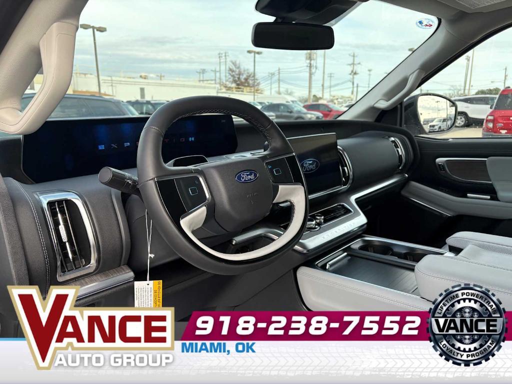new 2025 Ford Expedition car, priced at $84,419